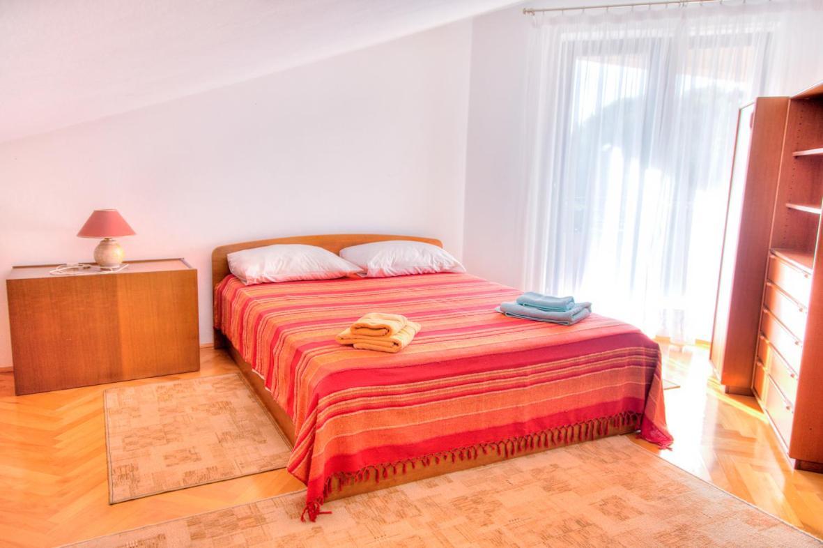Apartment Josip 2011 Fazana Exterior photo